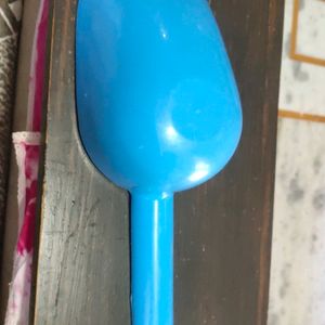 2measuring Cups Come Spoon