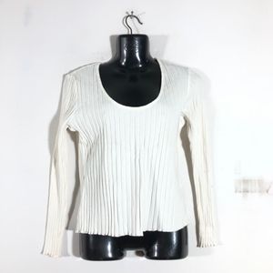 Off White Casual Top (Women’s)