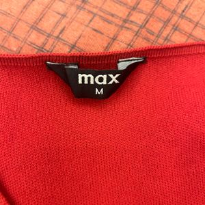 MAX womens knit Topwear