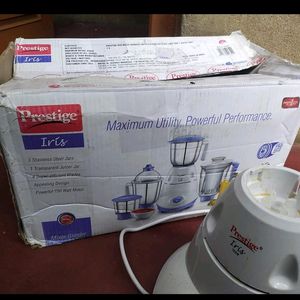 Prestige Iris 750 Watt Mixer Grinder