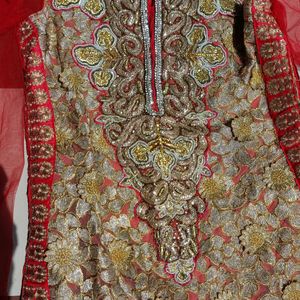 Beautiful Suit, Kurti Pant N Dupatta Heavy/Bridal