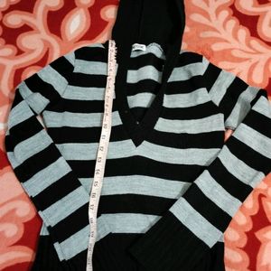 Black And White Women Sweater