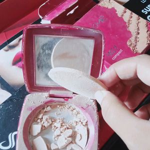 Lakme Compact Powder