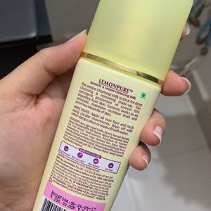 Lotus Cleansing Milk