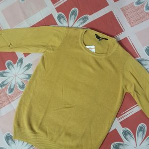 Knitted Round Neck Top