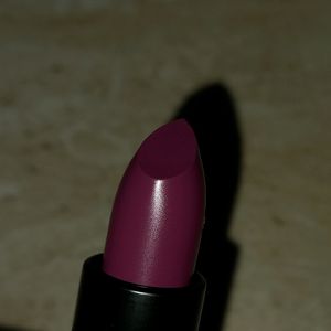 1 Pc Lakme Cushion Matt Lipstick Totally New(Origi