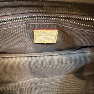 Auth Louis Vuitton Popincourt Bag