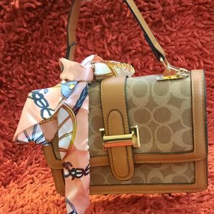 COACH SLING BAG