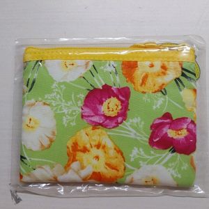 FLORAL PRINT COIN POUCH