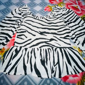 Zebra Top