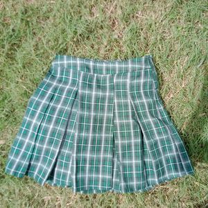 Korean Green Pleated Mini Skirt 🍥