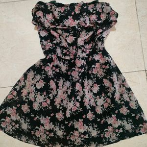 Ruffle Strapless Dress 🎀🏩🛍️👛