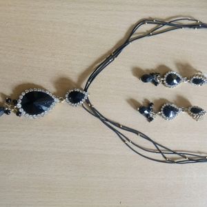 Necklace Set