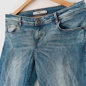 Vero Moda Ripped Blue Jeans (Women's)