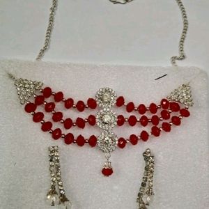 Brand New Jewellery Set Necklace &  Earrings