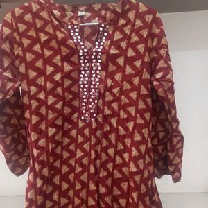 Maroon Kurti