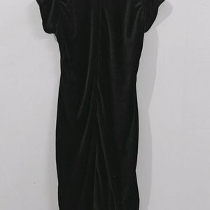 Velvet Black Sexy Partywear Dress 👗