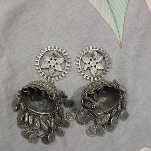 Jhumkas