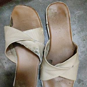 Beige Flip-flops