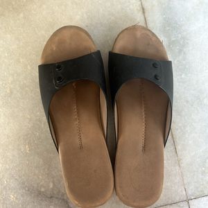 Sandles With High Quality