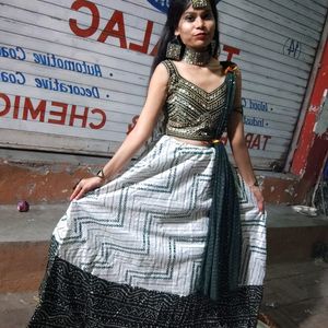 White Green Choli With Jewellery