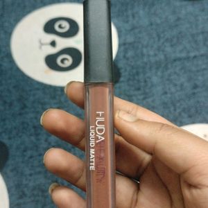 Combo Huda Beauty  Brown And Maroon Colour Lipstic