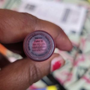 My Glamm Shade VM 08 Fake ID