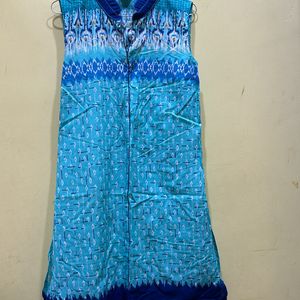 Aurelia Straight Kurta Size M