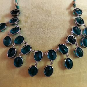 Teal Coloured Imitation necklace