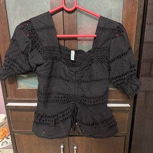 Greyish Black Puff Sleeves Crop Top