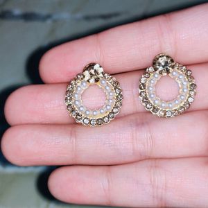 Combo Of Big Traditional Jhumka & Stone Stud