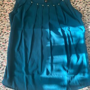 Blue boxy Top