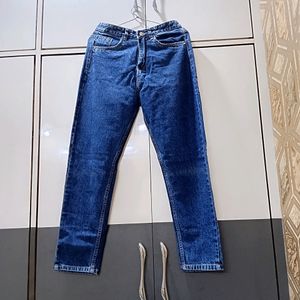 257. Slim Fit Jeans For Women