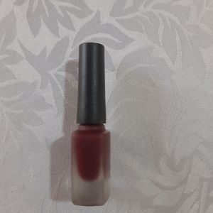 Lady Fashion Maroon Nail Polish