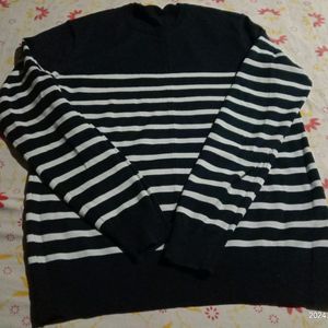 Uniqlo Sweater