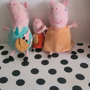 Set Of Teddy Bears And Peppa Pig