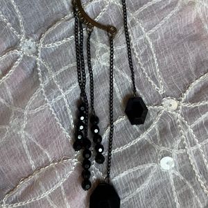 Black Pearls Single Party Wear Earing