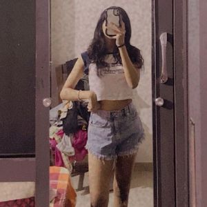 Combo - Denim Shorts / H&M Crop Top🩵