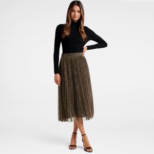 Forever New Jenny Pleated Plisse Skirt