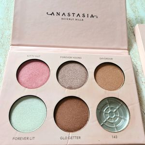 Anastasia Nicole Guerriero Glow Kit ❤️