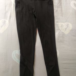 Black Colour Laggins Pant