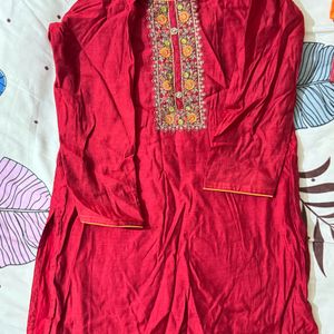 Tailored Silk Kurta And Dupatta Set.