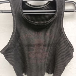 URBANIC - POSITIONING PRINTING TANK TOP.