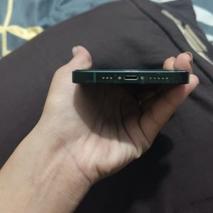 Green iPhone 13 ! 128 GB