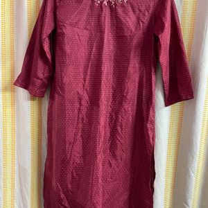 W Embroidered kurta