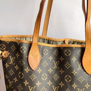 Louis Vuitton neverfull monogram tote bag