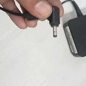 NEW AND ORIGINAL LENOVO LAPTOP CHARGER 65 WATT