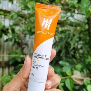 Vitamin C Foundation