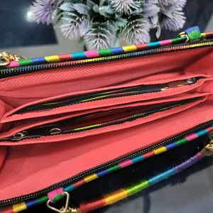 Fashionable Women Clutch