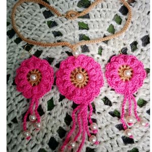 Two New crochet jewelry set.. 😇unused